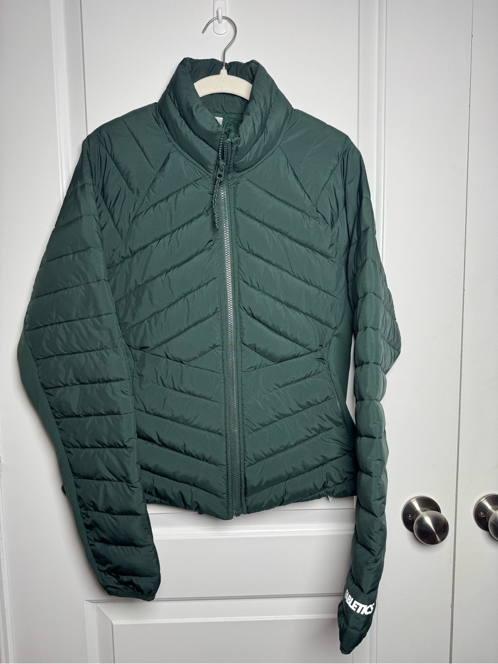 Fabletics Women’s Quilted Puffer Jacket Green Full Zip Lightweight Insulated - L